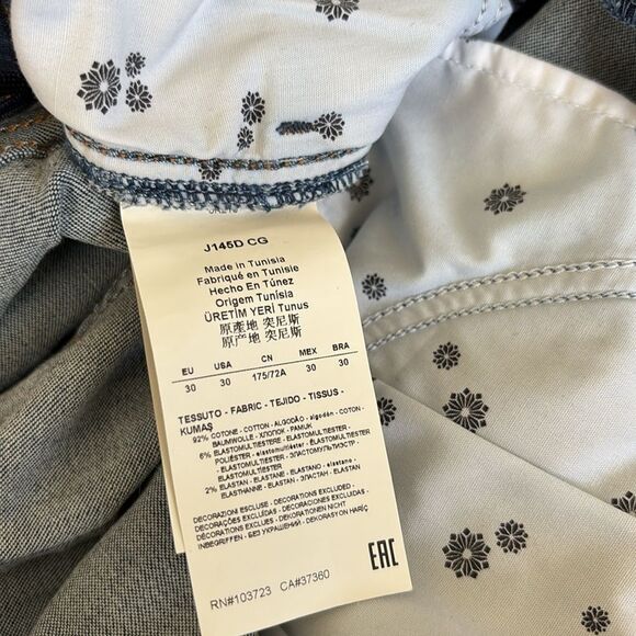 EMPORIO ARMANI Olivia Flare Fit Jeans ($425) - Picture 9 of 10